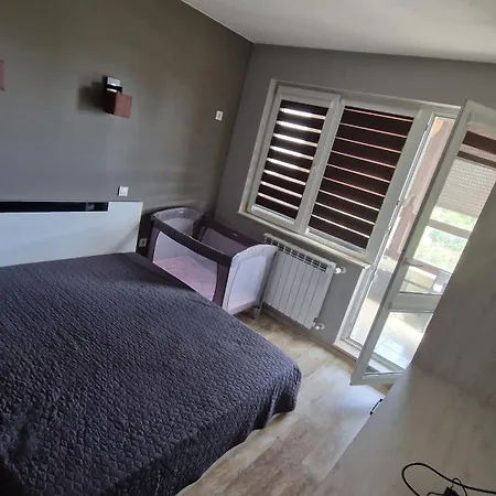 зорница Apartment *